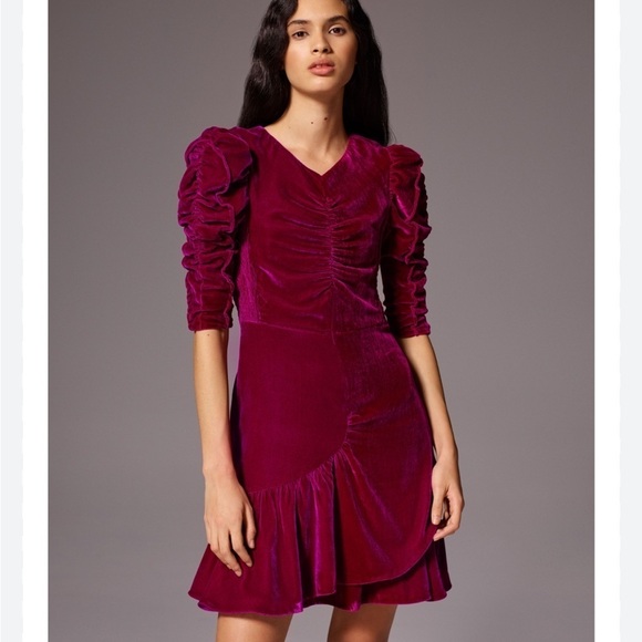 Rebecca Taylor Dresses & Skirts - Rebecca Taylor Ruched Velvet Dress Size 4